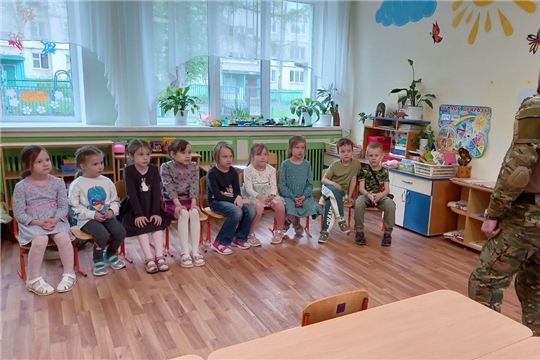 Урок Мужества в подготовительной группе №2 "Ромашки"