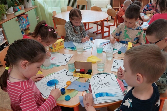 Творческий день в группе №8 "Землянички"