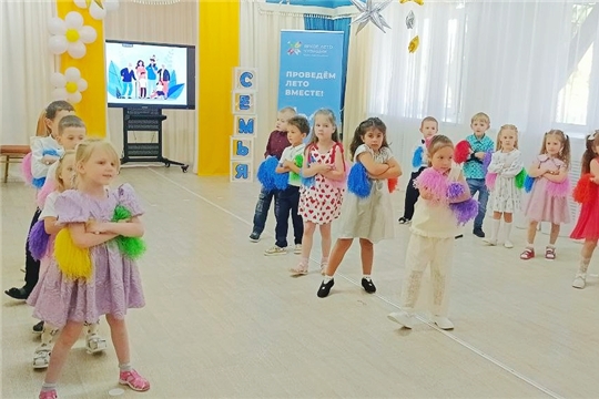 Праздничный концерт, посвящённому Дню семьи, любви и верности