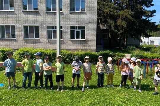 Кружок по футболу.