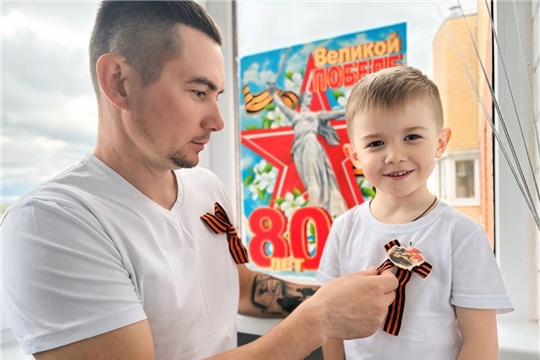 «Окна Победы»: память сквозь поколения!