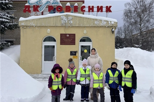 " По родному краю с рюкзаком шагаю"