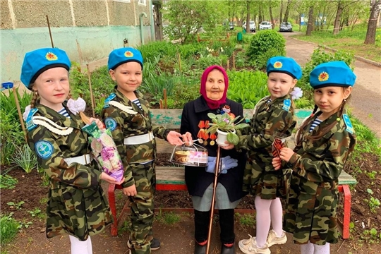Социально-патриотическая акции "Цветок ветерану"
