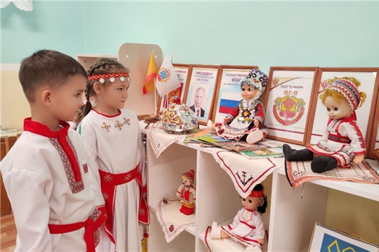 Тематический уголок «Край ста тысяч вышивок»