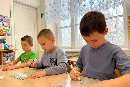 Работа  с развивающим пособием "Игровизор" В. В. Воскобовича