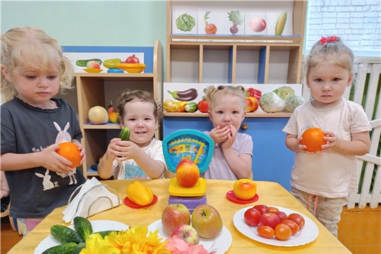 Овощи, ягоды, фрукты - полезные продукты
