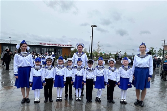 Парад дошколят и юнармейцев