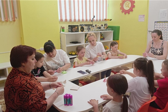  Отчётное занятие кружка "Мир оригами"