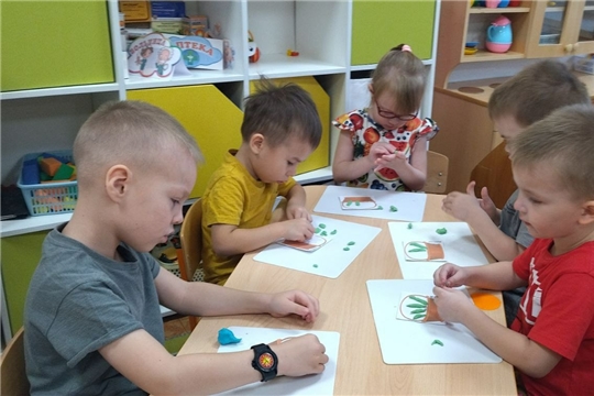 Подарок для своих мам 