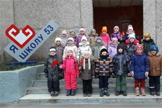 По родному краю с рюкзаком шагаю