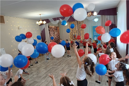 Флешмоб «Мы - дети России»