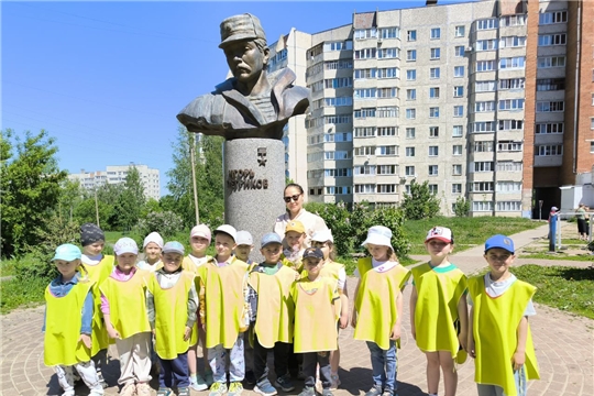 Экскурсия к памятнику Игорю Анатольевичу Петрикову