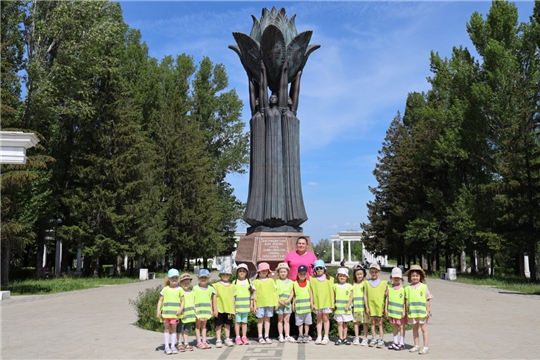 Экскурсия к Памятнику единения народов и культур