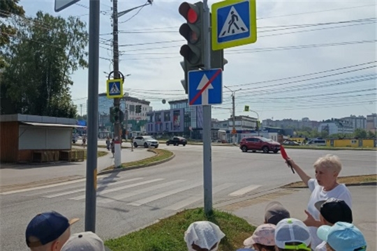 В гости к светофору