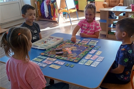 Играем в "Монополию"