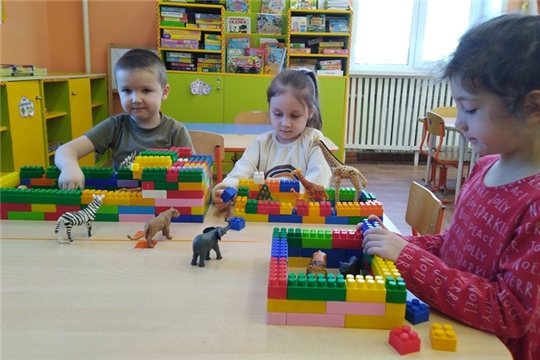 Конструируем и играем