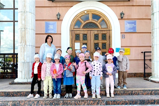 "По родному краю с рюкзаком шагаю"