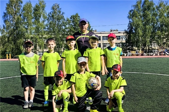 Полуфинал по футболу