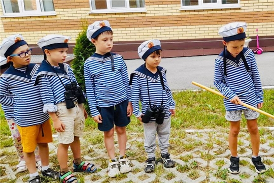 Игра-путешествие "По морям, по волнам" в преддверии празднования дня ВМФ