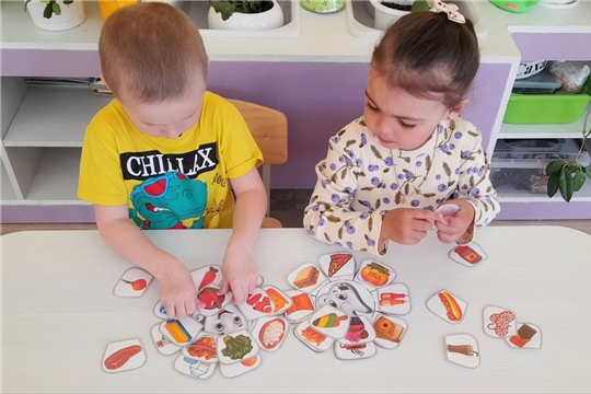 Мы дружим с зубной щеткой, а не с кариесом