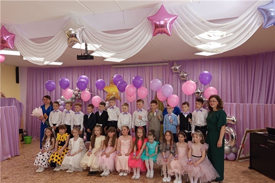 Выпускной утренник группы "Колокольчики"