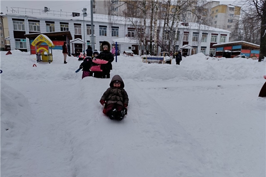 Беседа на тему "Безопасное катание с горок".