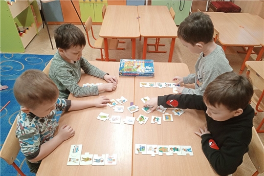Дидактическая игра "Многообразие профессий".