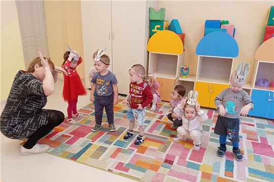 "Весёлые зайчата".