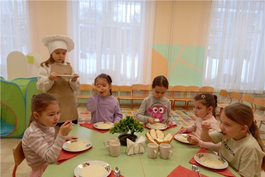 Здоровье в каждой ложке: преимущества сбалансированного питания в детском саду.