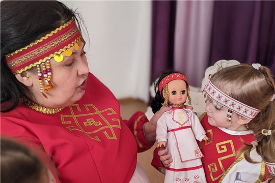Чувашские костюмы — тепло родного края