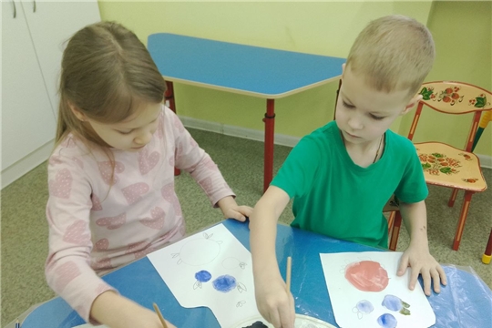 Продолжаем знакомство с росписью — Золотая хохлома!