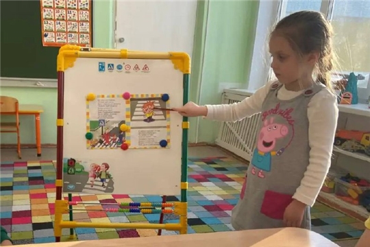 Юные пешеходы изучили ПДД