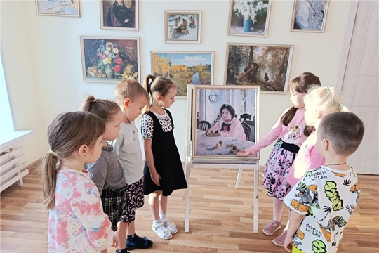 Рассматривание картины В.Серова «Девочка с персиками»