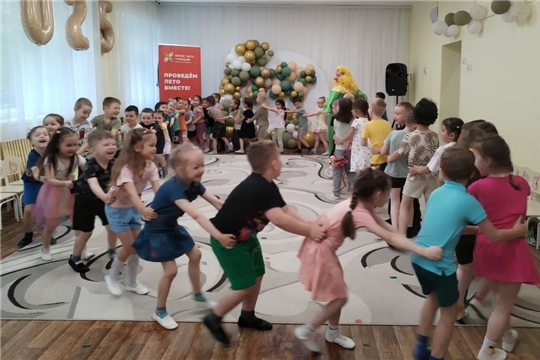Территория детства зажигает огоньки в День защиты детей!