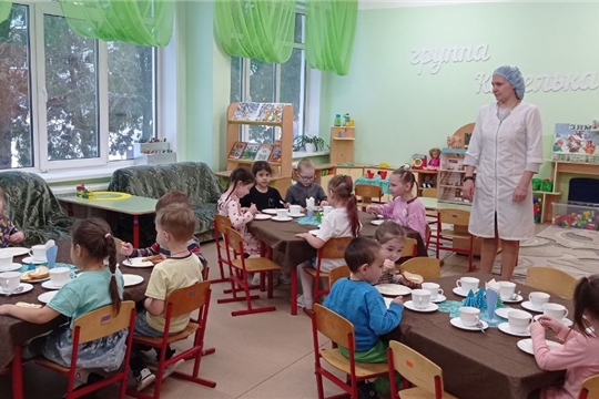 Завтрак в детском саду