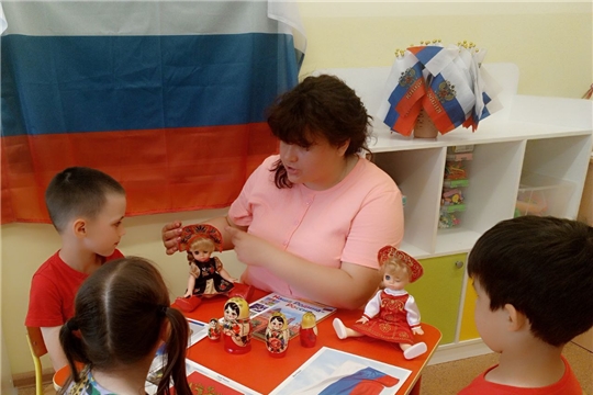 Познавательный час «День России – главный праздник Великой страны»