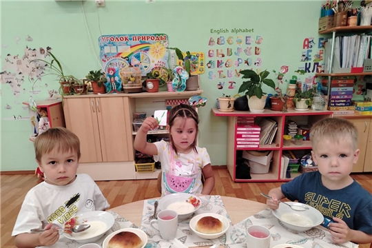 Столовый этикет
