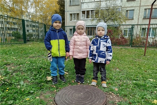 Осторожно, открытые люки!
