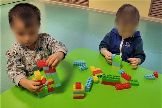 Можно из кубиков башню построить...