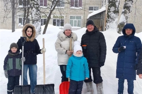 Уборка территории после снегопада