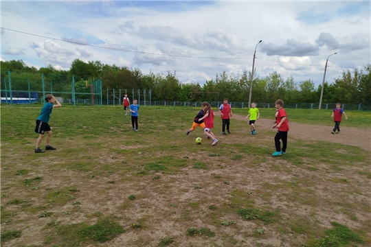 Товарищеская игра по футболу. Инструктор по спорту - Павлов Н.М. 05.06.25