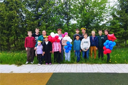 В Ширтанском ЦСДК прошла тематико – игровая программа, посвященная дню семьи «Я, ты, он, она – вместе дружная семья».