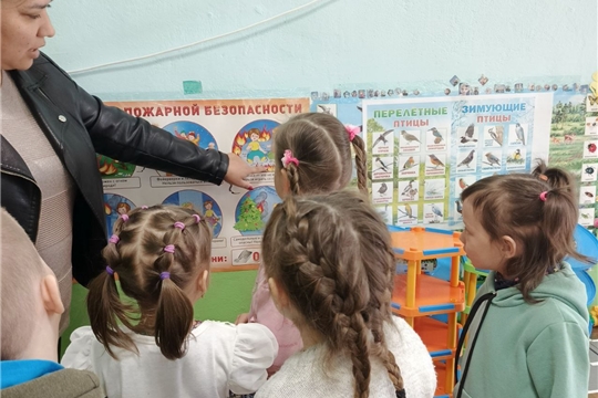 Урок безопасности: огонь не терпит шуток провели библиотекари Шоршелской сельской библиотеки