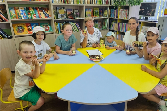 Тематический час «Люблю я шоколад» в Адабайской библиотеке.
