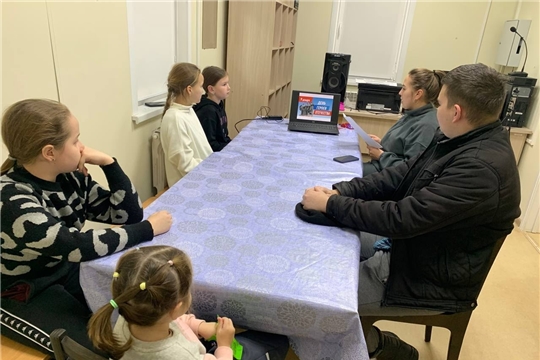 В Рыкакасинском СК прошёл час подвига и славы "Нет имени – есть звание солдат!".