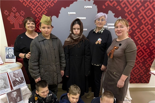 Час истории «Минувших дней живая память» в зале «Сила Семьи»