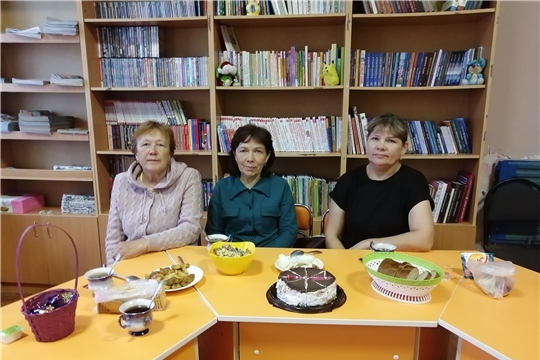 Cемейные посиделки «Святые покровители Пётр и Феврония» в Баймашкинской сельской библиотеке