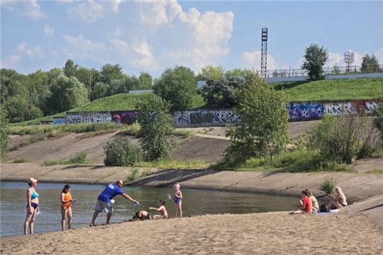 Безопасный отдых на воде: спасатели МЧС Чувашии напоминают правила