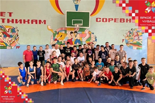 КРУЧЕ ПАПЫ, КРУЧЕ МАМЫ