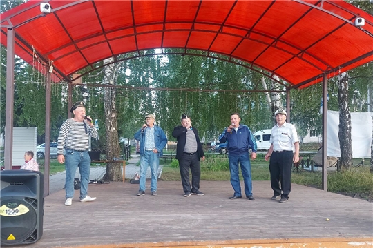 В Старых Чукалах отметили День военно- морского флота. 